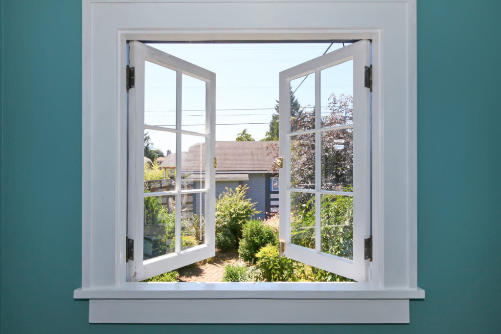 Double-pane or triple-pane windows